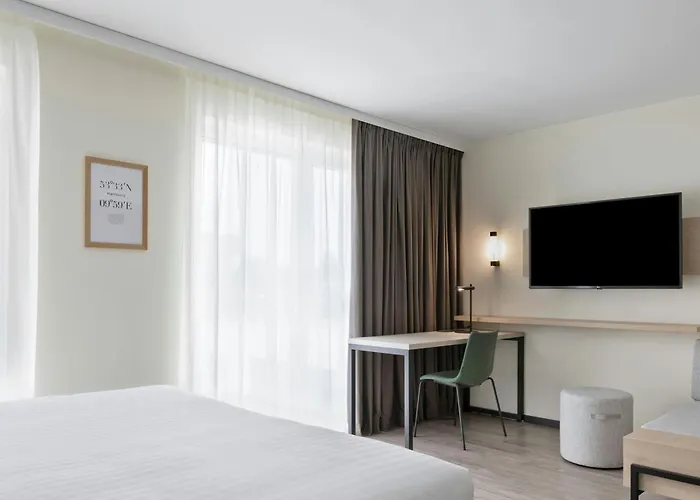By Marriott Altona 4* Hamburg
