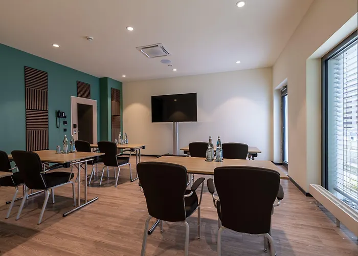 By Marriott Altona 4* Hamburg