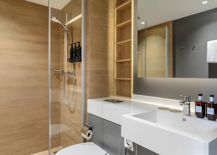 By Marriott Altona Hotel 4*